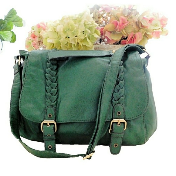 H&M Handbags - °SALE°H&M GREEN ADJSTBL STRAP SHOULDLR BAG